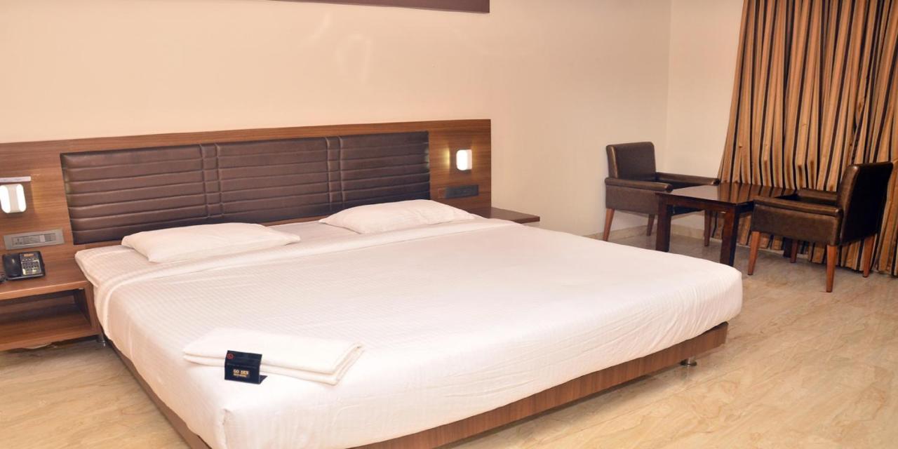 Golden Residency Hotell Ramanathapuram Exteriör bild