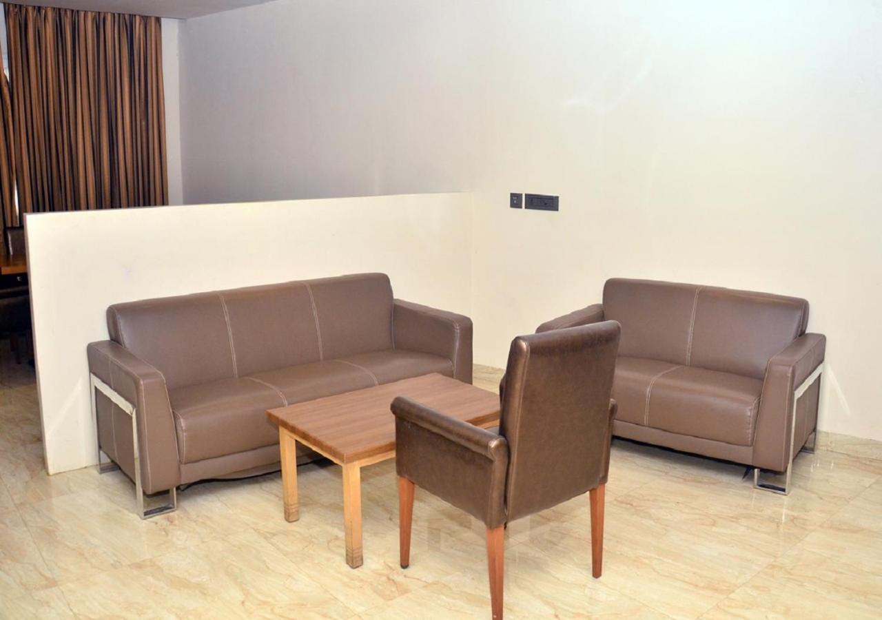 Golden Residency Hotell Ramanathapuram Exteriör bild