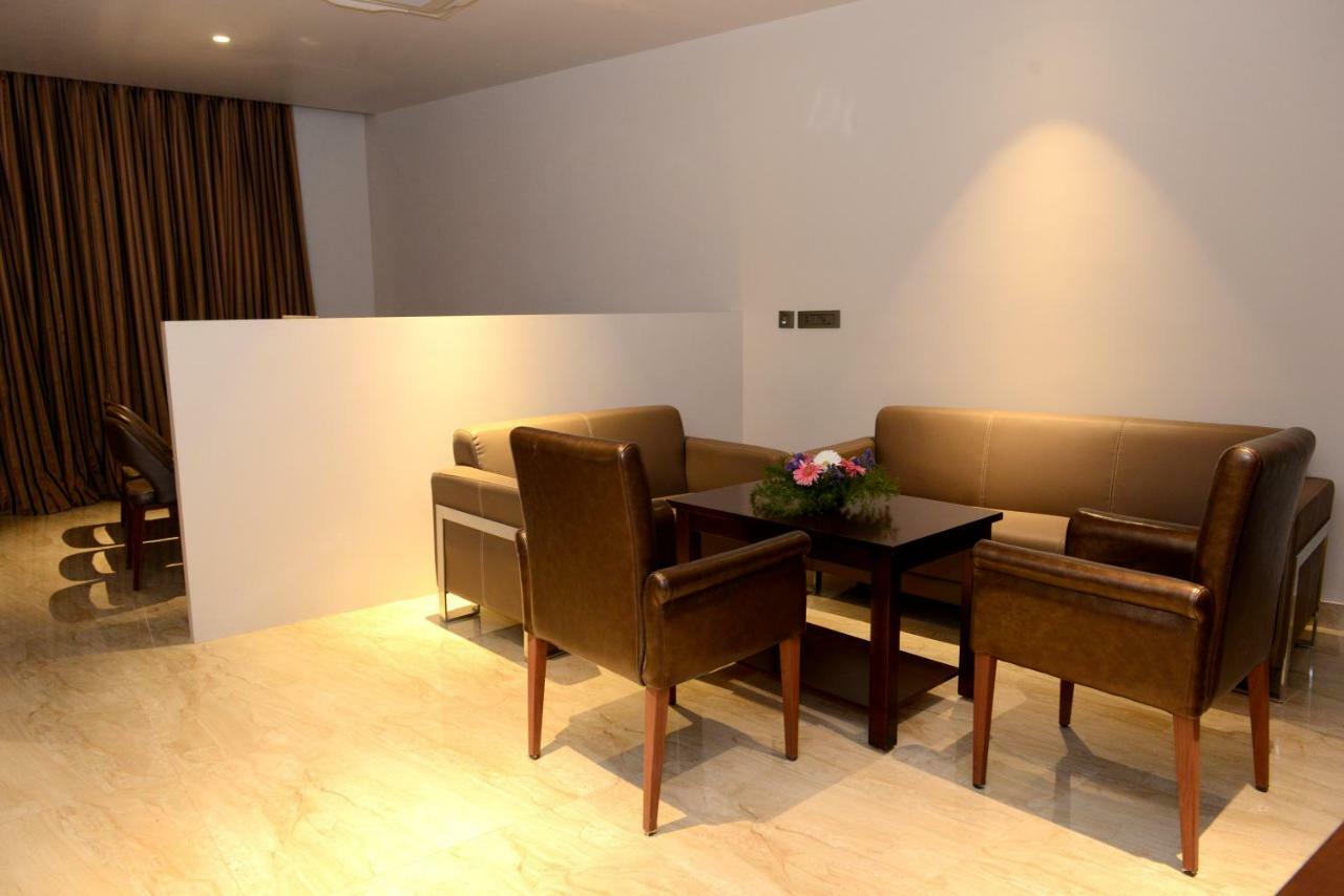 Golden Residency Hotell Ramanathapuram Exteriör bild